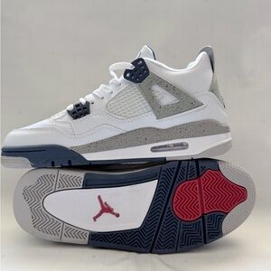 Jordan Men's White, Gray & Navy Retro Sneakers